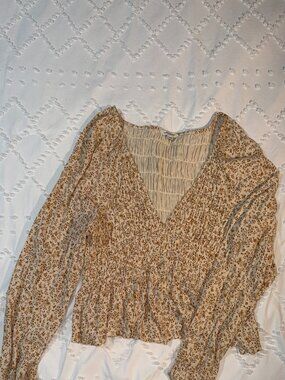 American Eagle Outfitters top